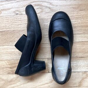 Camper Minnie Pumps size 38 black on black
